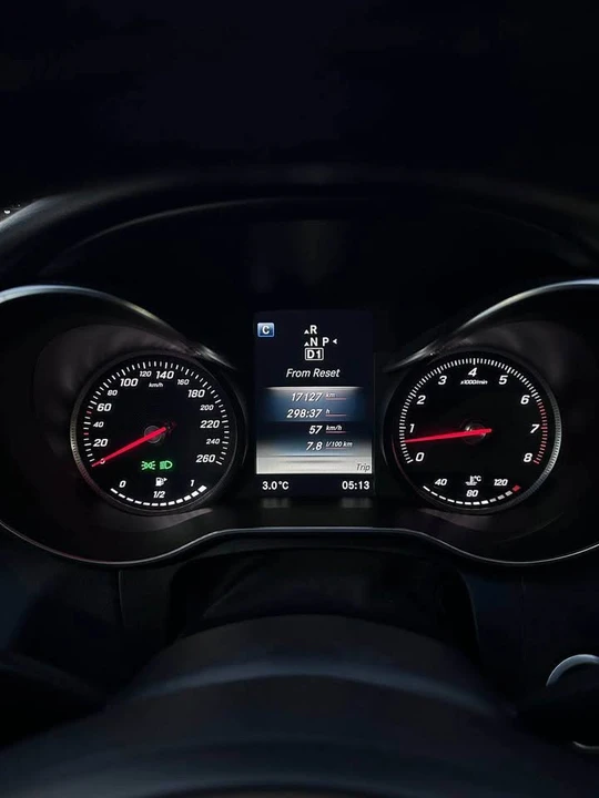 2015 Mercedes-Benz W205 C-Class - Image 7 of 8