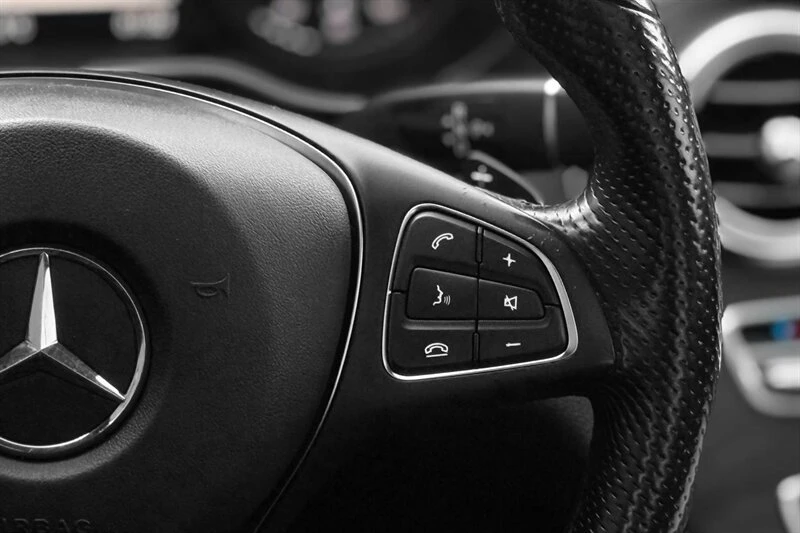 2015 Mercedes-Benz W205 C-Class - Image 17 of 20