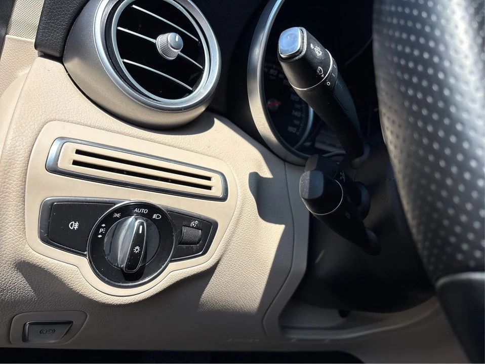 2015 Mercedes-Benz W205 C-Class - Image 16 of 18