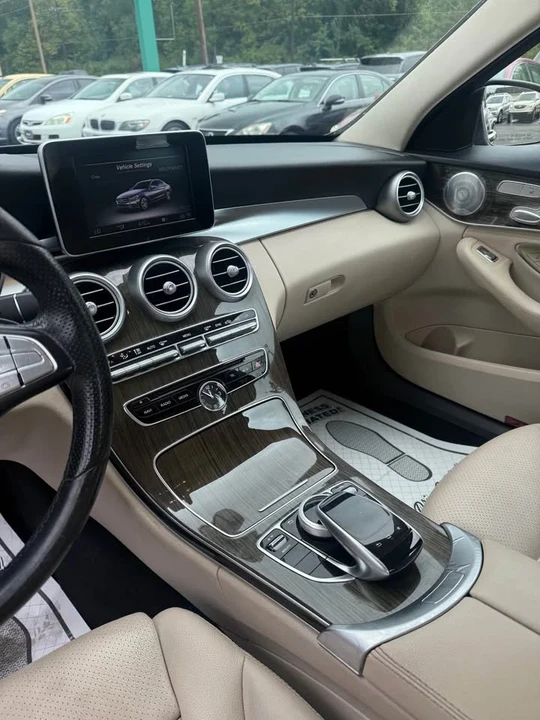 2015 Mercedes-Benz W205 C-Class - Image 10 of 15