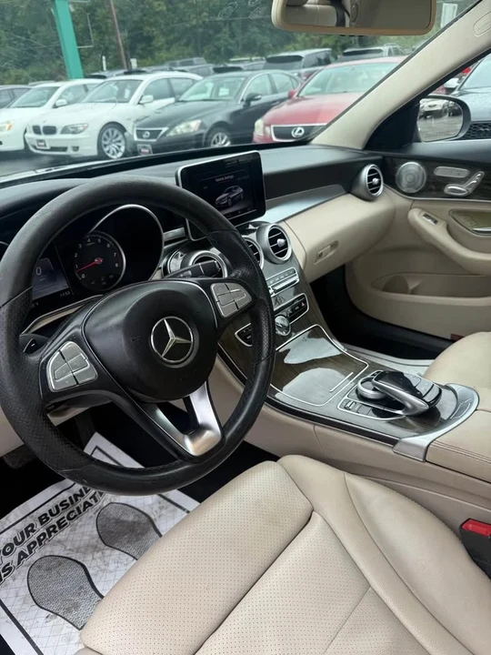 2015 Mercedes-Benz W205 C-Class - Image 9 of 15