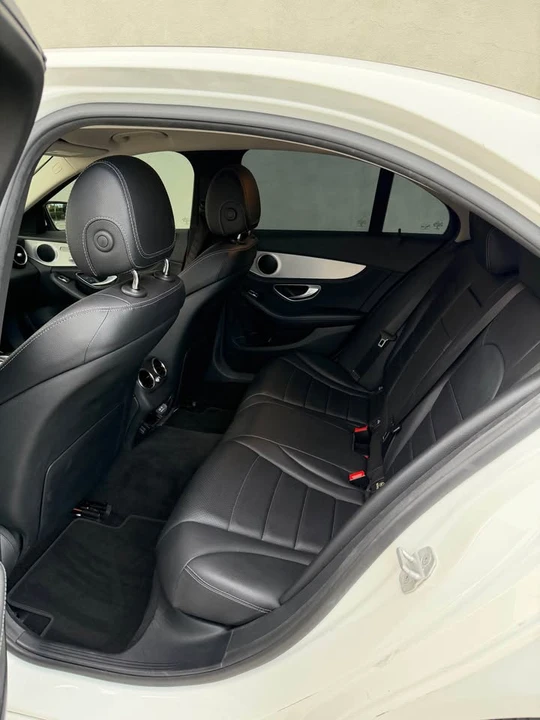2015 Mercedes-Benz W205 C-Class - Image 4 of 9