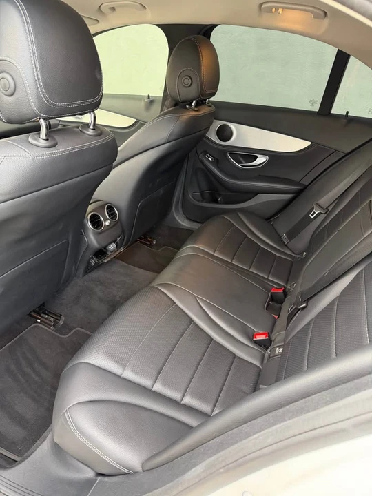 2015 Mercedes-Benz W205 C-Class - Image 5 of 9
