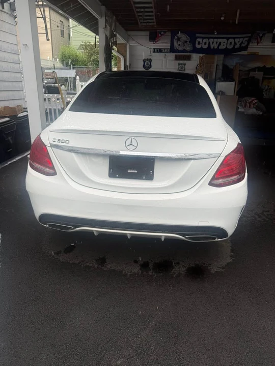 2015 Mercedes-Benz W205 C-Class - Image 8 of 10