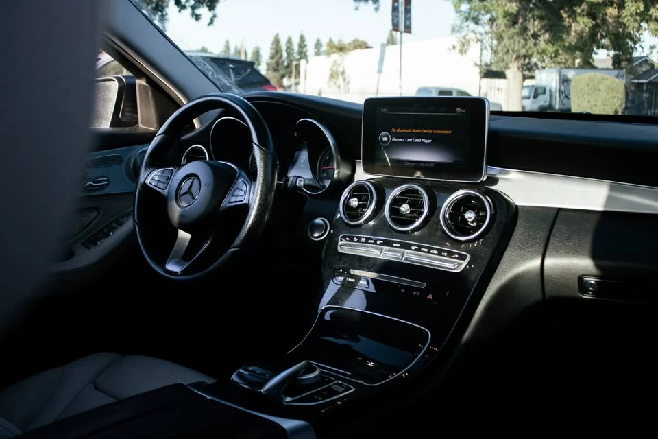 2015 Mercedes-Benz W205 C-Class - Image 12 of 20