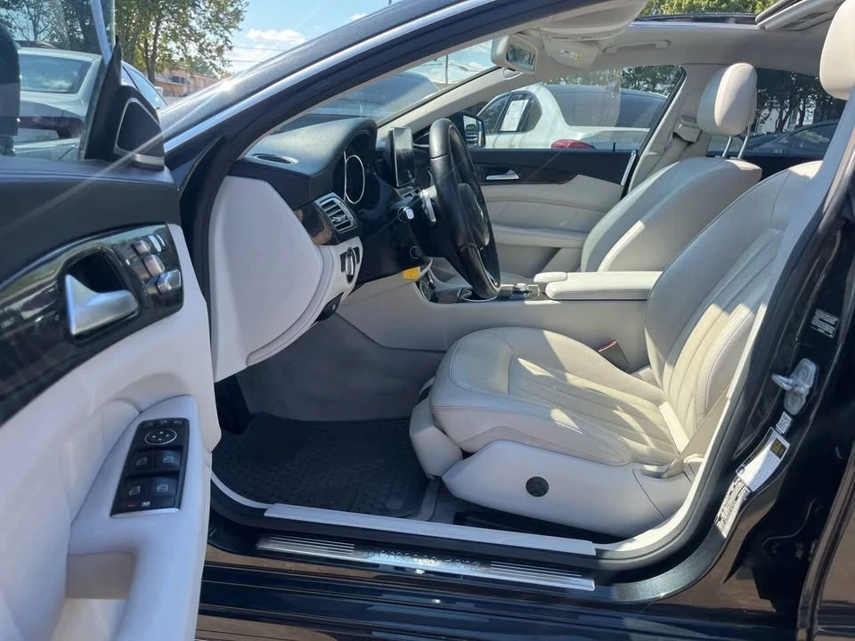 2015 Mercedes-Benz C218 CLS-Class - Image 7 of 12