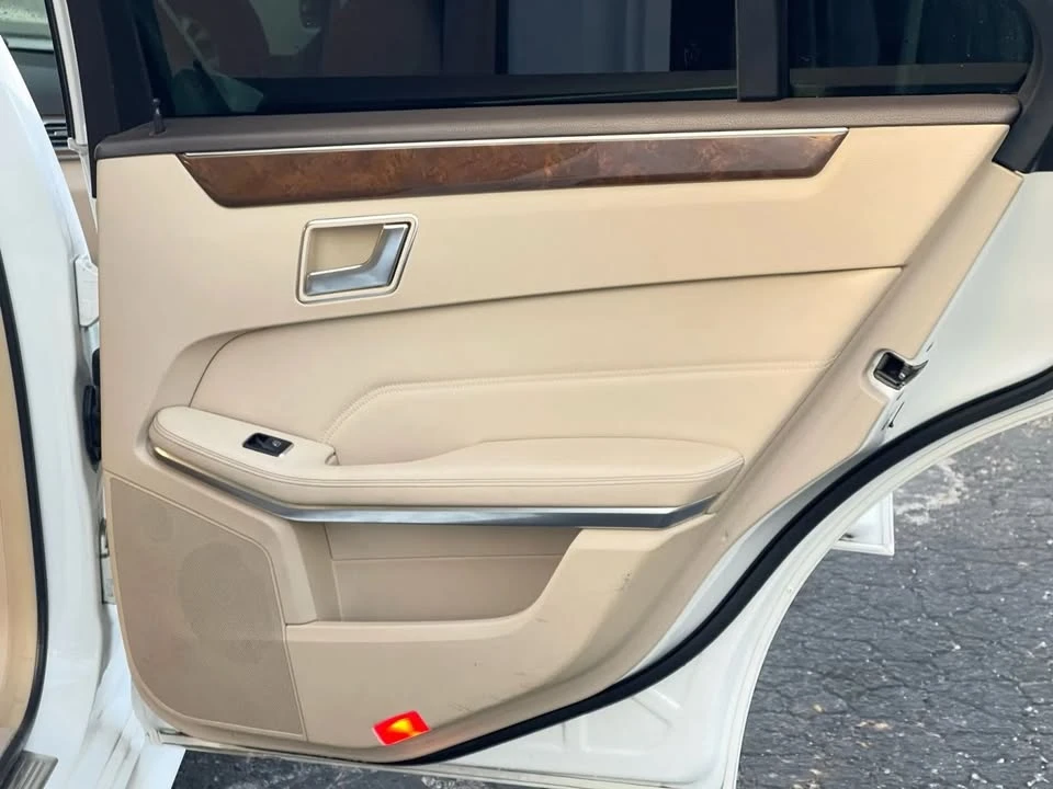 2015 Mercedes-Benz W212 E-Class - Image 18 of 19