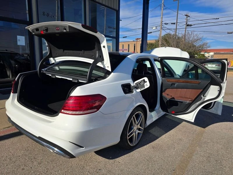 2015 Mercedes-Benz W212 E-Class - Image 16 of 19