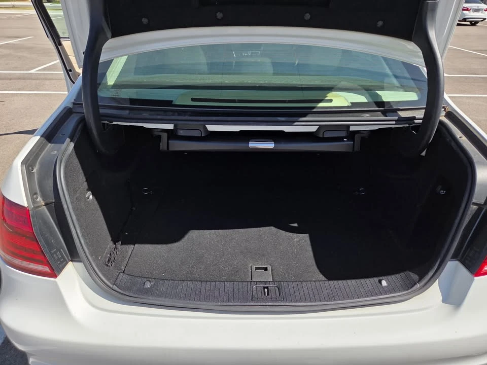 2015 Mercedes-Benz W212 E-Class - Image 11 of 11