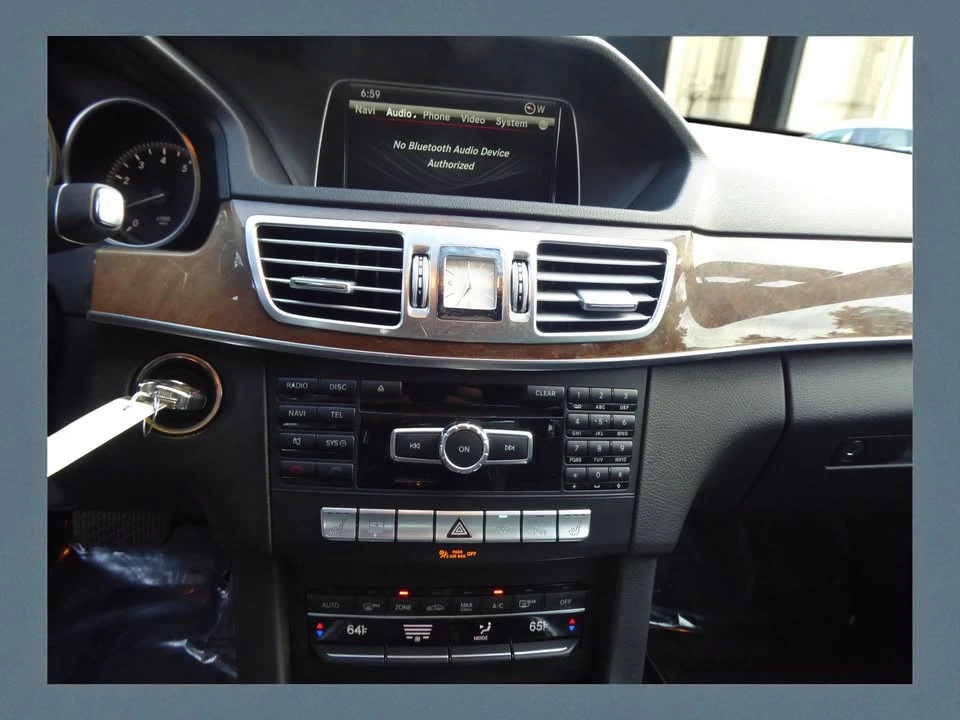 2015 Mercedes-Benz W212 E-Class - Image 13 of 20