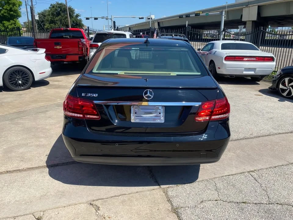 2015 Mercedes-Benz W212 E-Class - Image 10 of 20