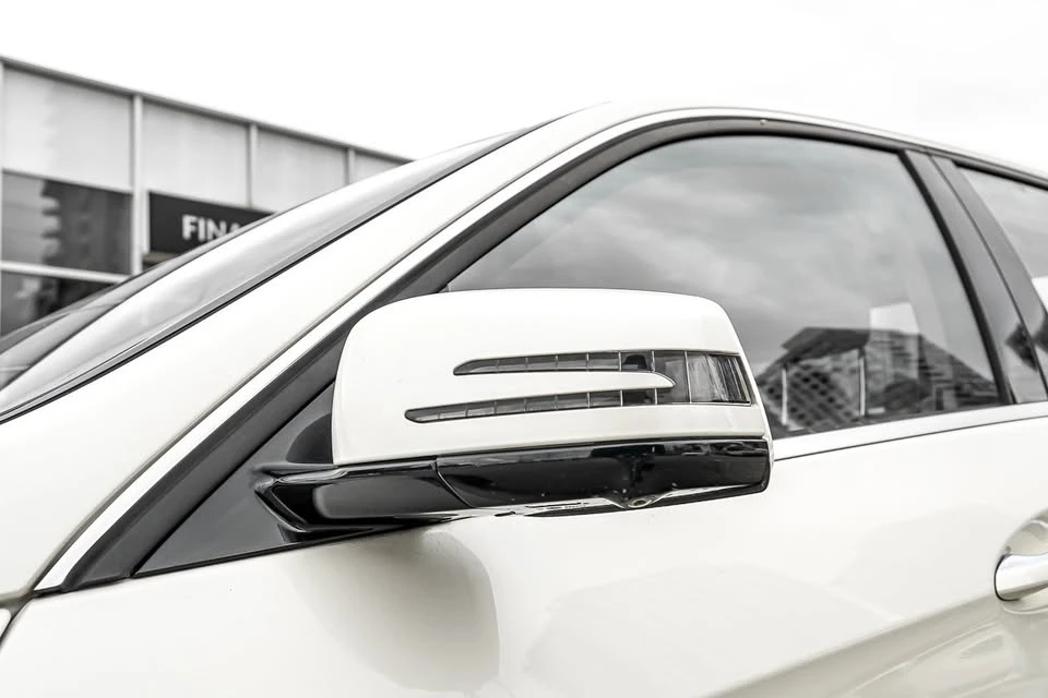 2015 Mercedes-Benz W212 E-Class - Image 5 of 19