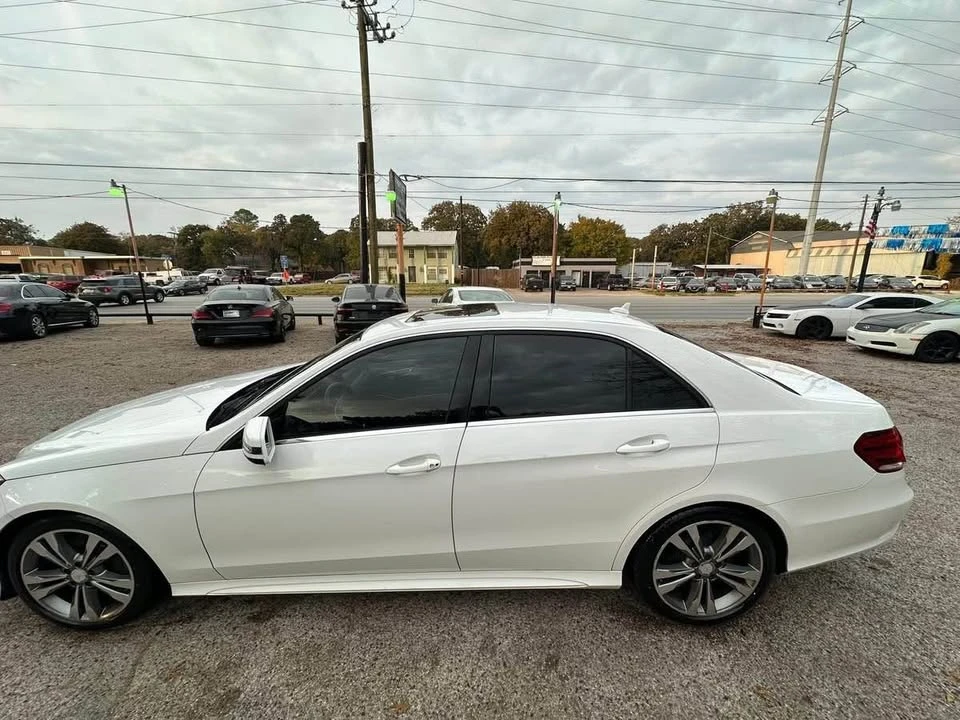 2015 Mercedes-Benz W212 E-Class - Image 2 of 11