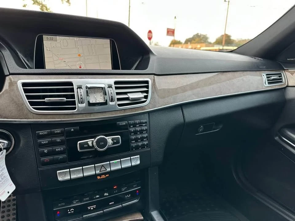 2015 Mercedes-Benz W212 E-Class - Image 10 of 11