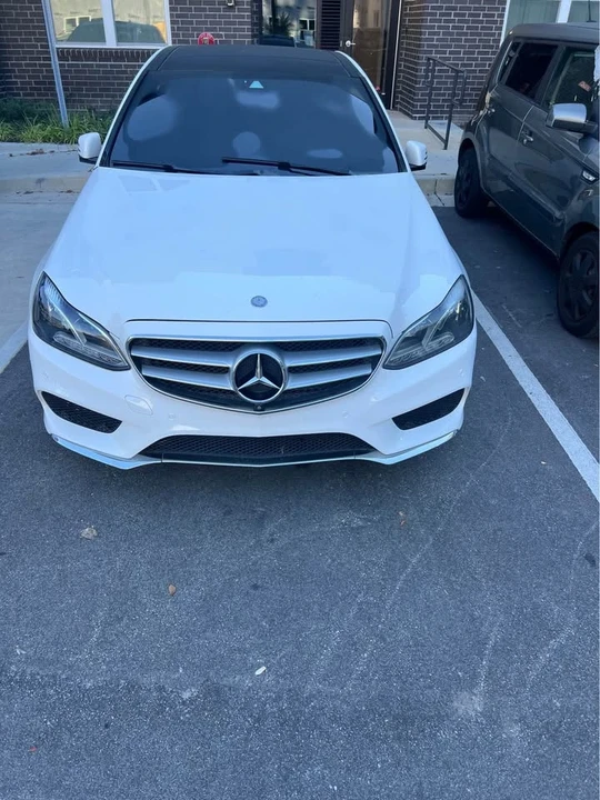 2015 Mercedes-Benz W212 E-Class - Image 2 of 8