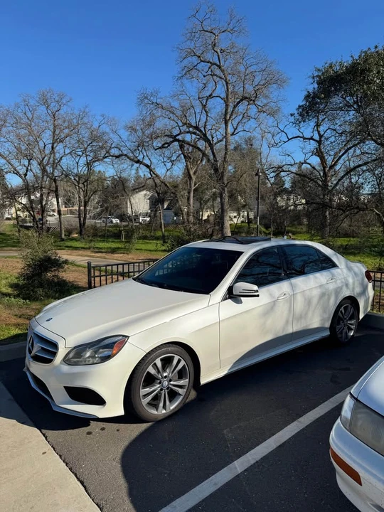 2015 Mercedes-Benz W212 E-Class - Image 6 of 16