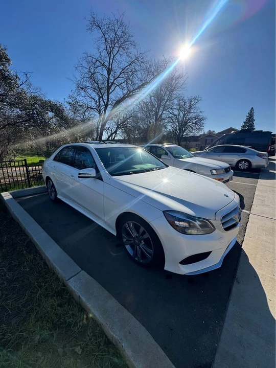 2015 Mercedes-Benz W212 E-Class - Image 7 of 16