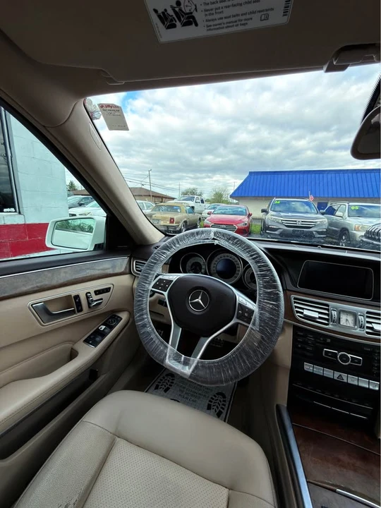 2015 Mercedes-Benz W212 E-Class - Image 13 of 18