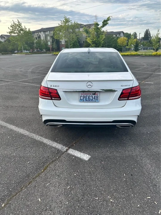 2015 Mercedes-Benz W212 E-Class - Image 6 of 12