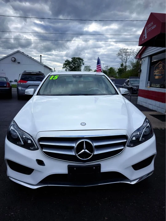 2015 Mercedes-Benz W212 E-Class - Image 2 of 18