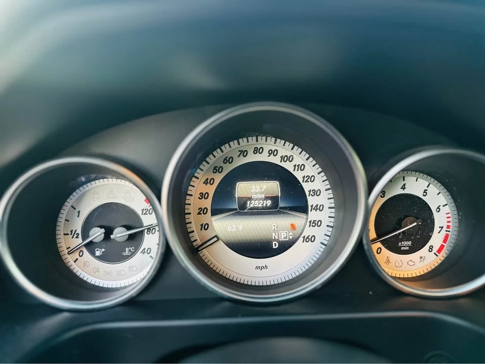 2015 Mercedes-Benz W212 E-Class - Image 15 of 15