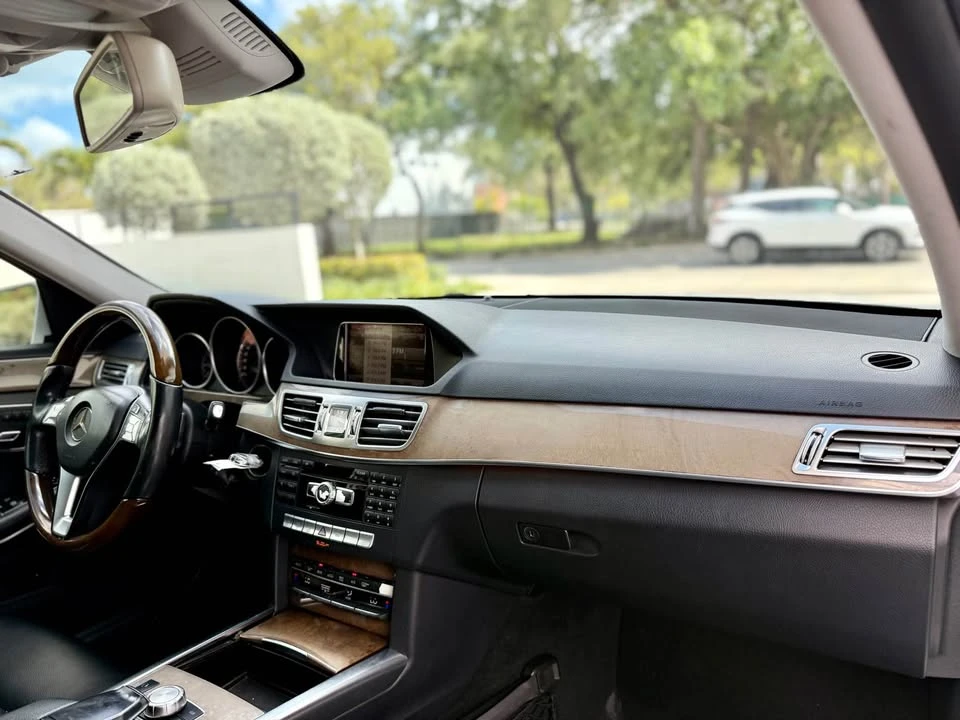2015 Mercedes-Benz W212 E-Class - Image 12 of 14