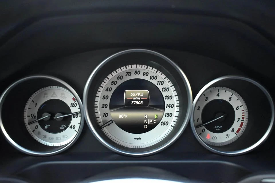 2015 Mercedes-Benz W212 E-Class - Image 14 of 20