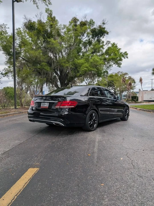 2015 Mercedes-Benz W212 E-Class - Image 3 of 12