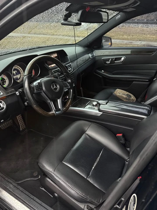2015 Mercedes-Benz W212 E-Class - Image 11 of 16