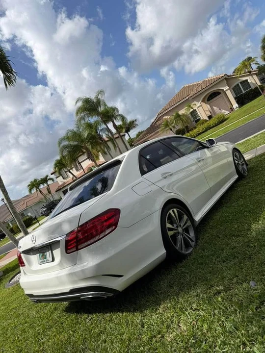 2015 Mercedes-Benz W212 E-Class - Image 6 of 20