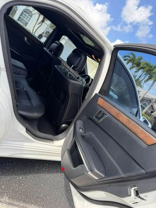 2015 Mercedes-Benz W212 E-Class - Image 10 of 20