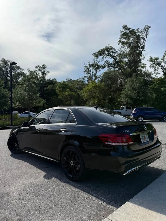 2015 Mercedes-Benz W212 E-Class - Image 5 of 16