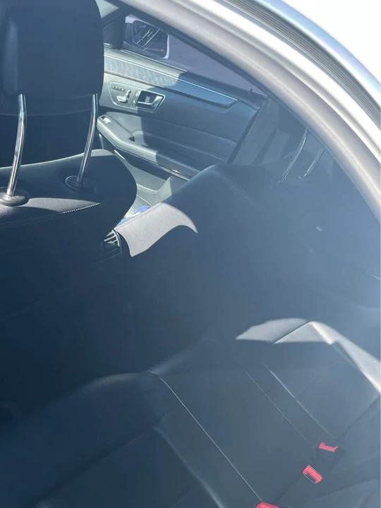 2015 Mercedes-Benz W212 E-Class - Image 10 of 13