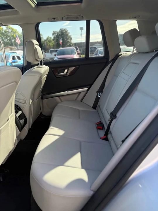 2015 Mercedes-Benz GLK-Class - Image 9 of 10