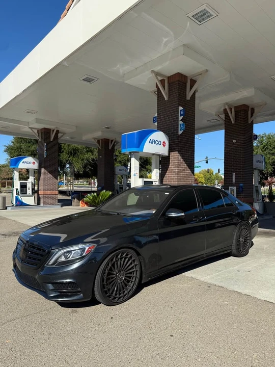 2015 Mercedes-Benz W222 S-Class - Image 2 of 7