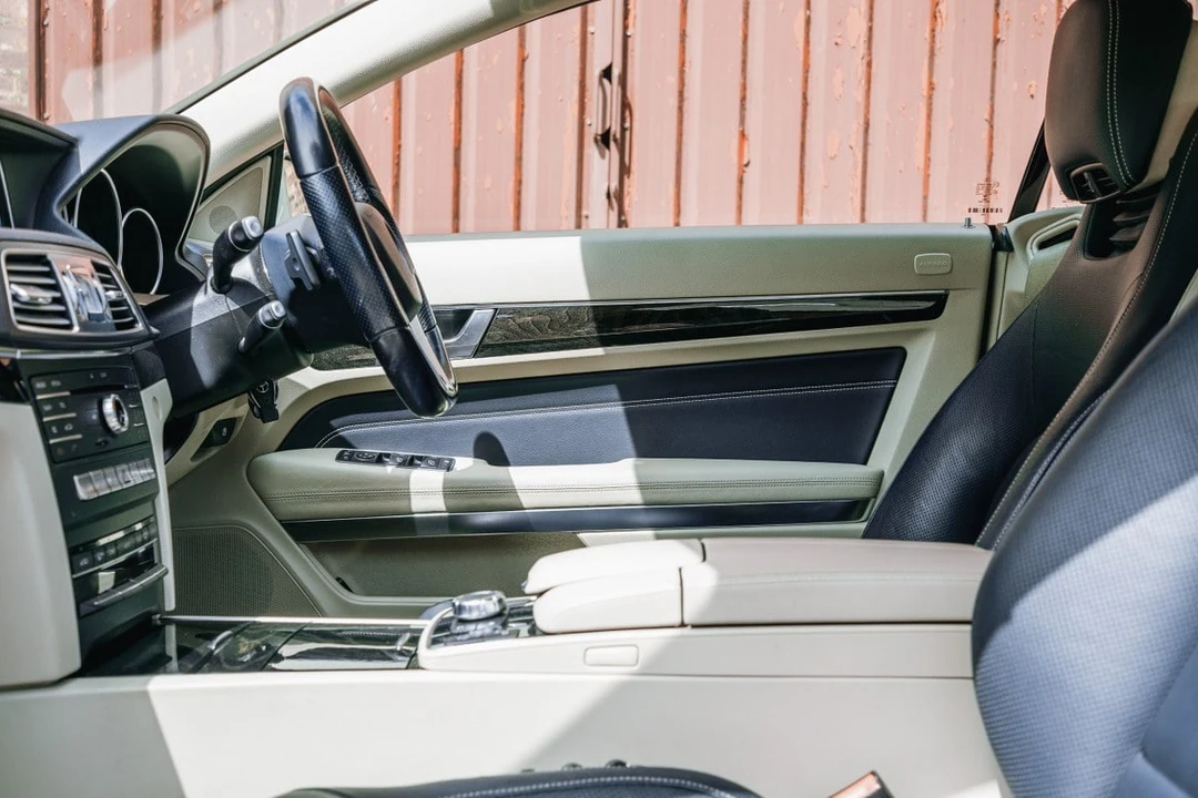 2015 Mercedes-Benz C207/A207 E-Class Coupe & Convertible - Image 31 of 31