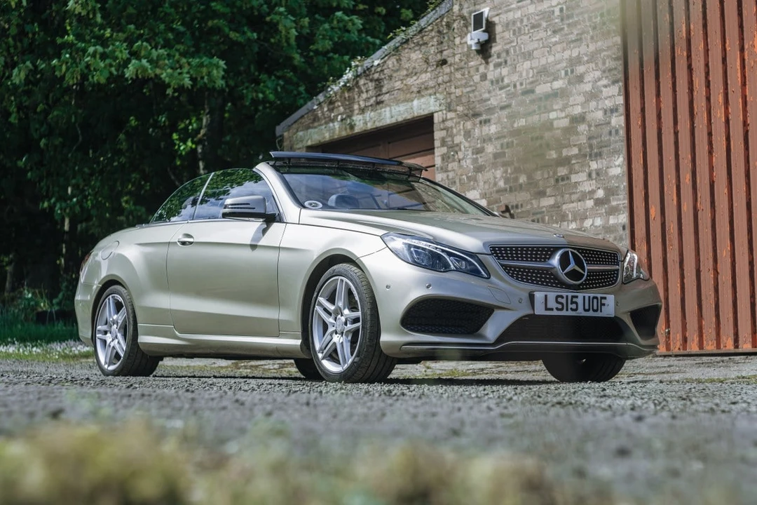 2015 Mercedes-Benz C207/A207 E-Class Coupe & Convertible - Image 2 of 31