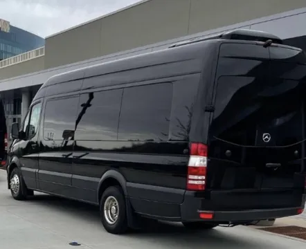 2015 Mercedes-Benz Sprinter 2500 CEO Edition