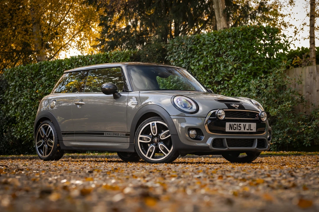 2015 Mini Mini John Cooper Works 2nd Gen - Image 18 of 31