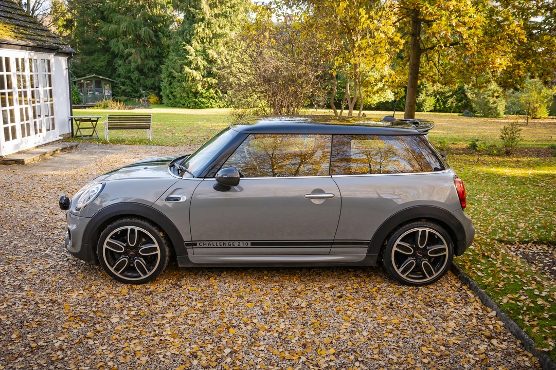2015 Mini Mini John Cooper Works 2nd Gen - Image 13 of 31