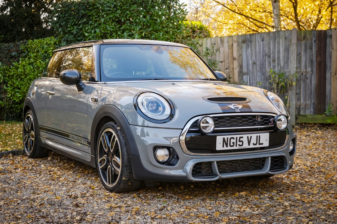 2015 Mini Mini John Cooper Works 2nd Gen - Image 19 of 31