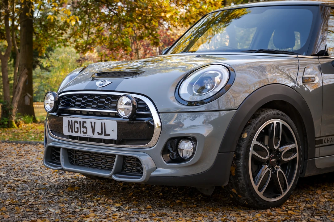 2015 Mini Mini John Cooper Works 2nd Gen - Image 25 of 31