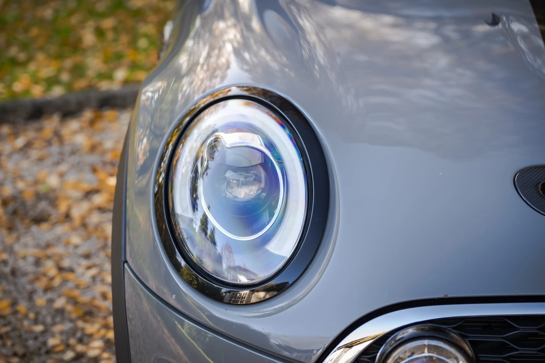 2015 Mini Mini John Cooper Works 2nd Gen - Image 27 of 31