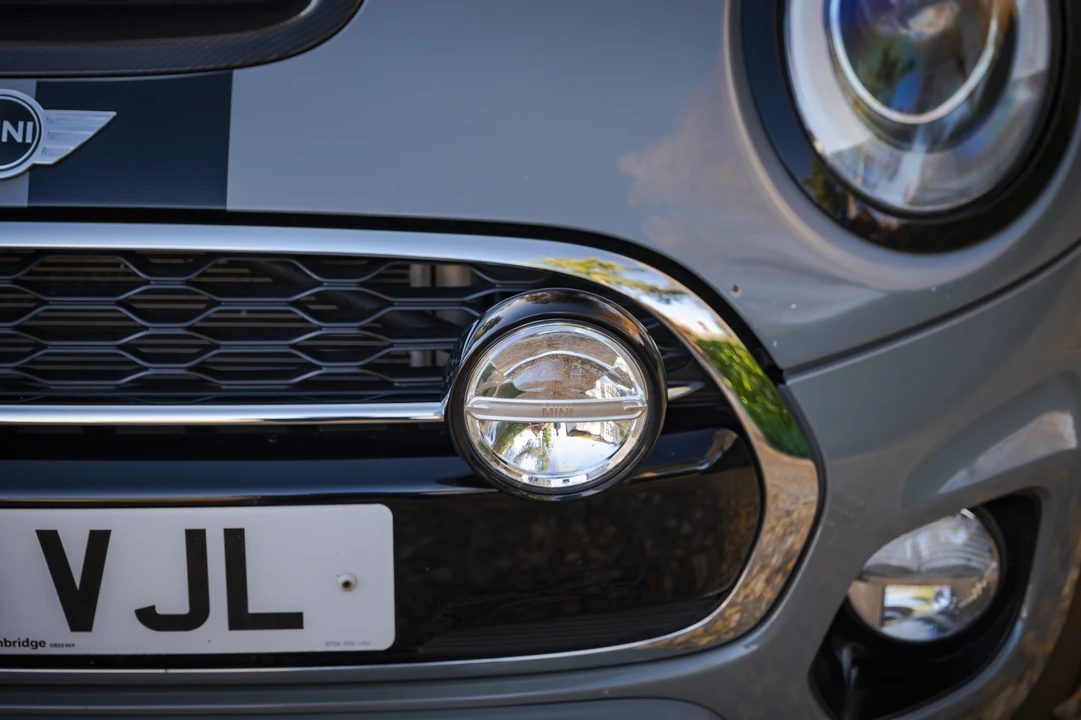 2015 Mini Mini John Cooper Works 2nd Gen - Image 29 of 31