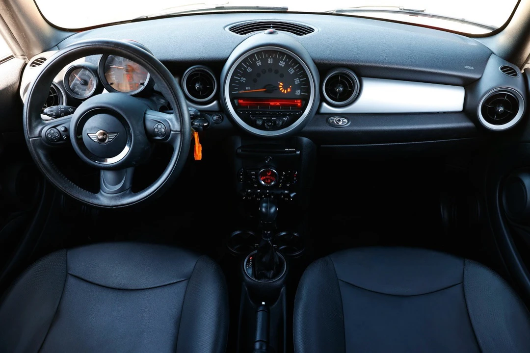 2015 Mini Coupe & Roadster - Image 2 of 21