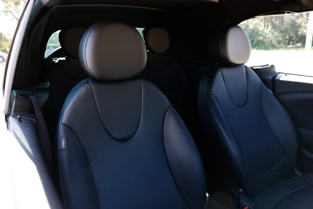 2015 Mini Coupe & Roadster - Image 14 of 21