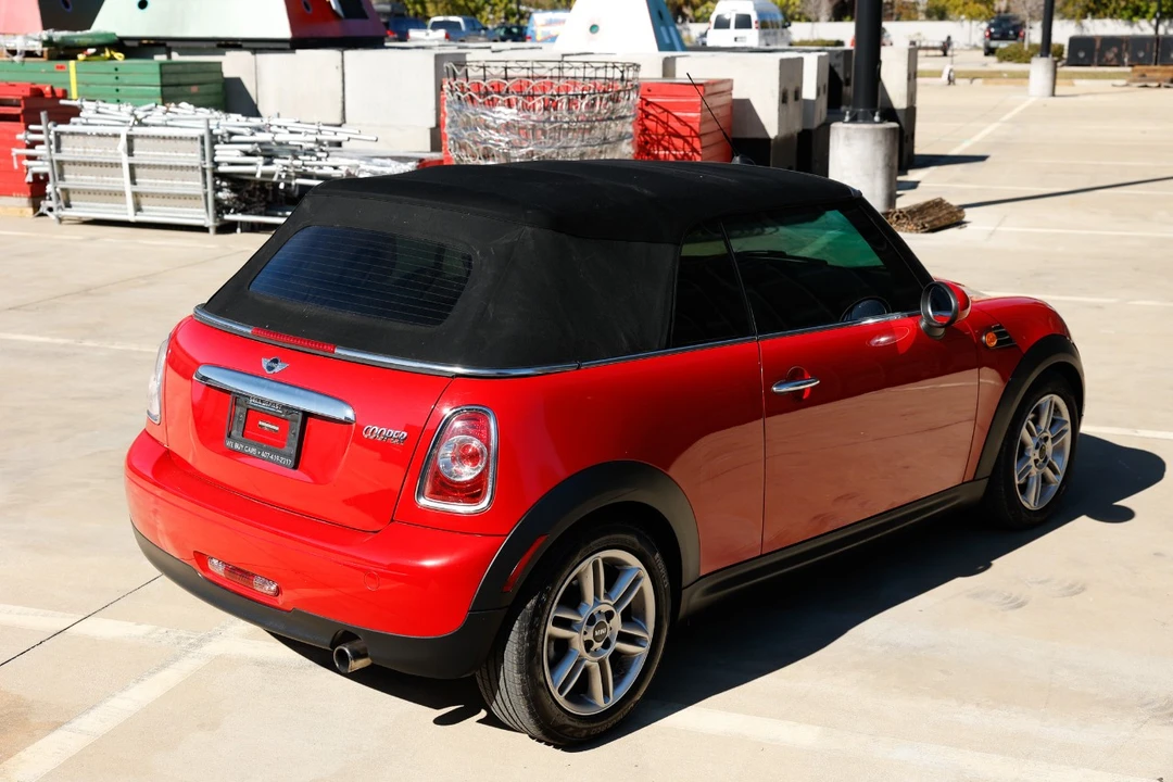 2015 Mini Coupe & Roadster - Image 13 of 21
