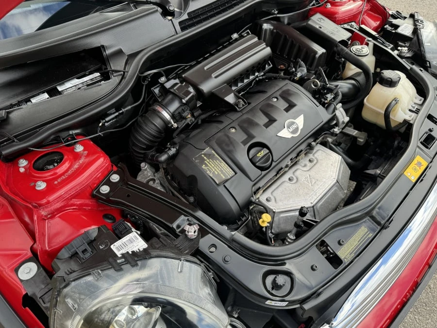 2015 Mini Coupe & Roadster - Image 7 of 14