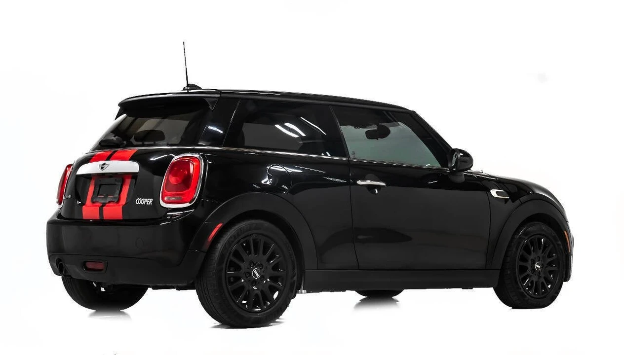 2015 Mini Mini 3rd Gen - Image 3 of 12