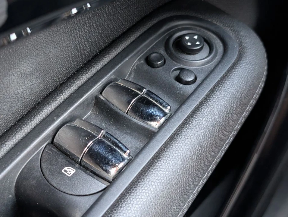 2015 Mini Countryman 1st Gen - Image 10 of 21